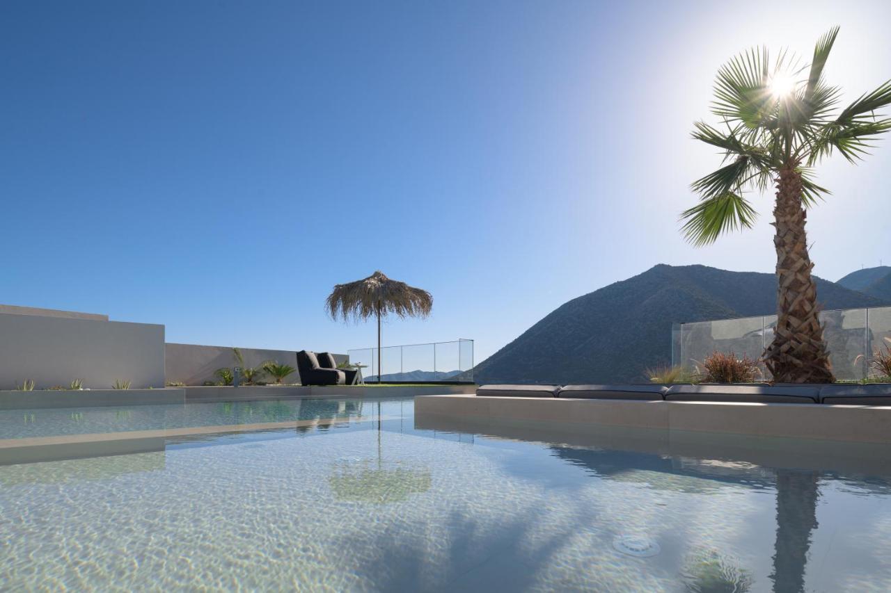 Mayana Luxury Villa, An Infinite Blue Experience, By Thinkvilla Bali  Buitenkant foto
